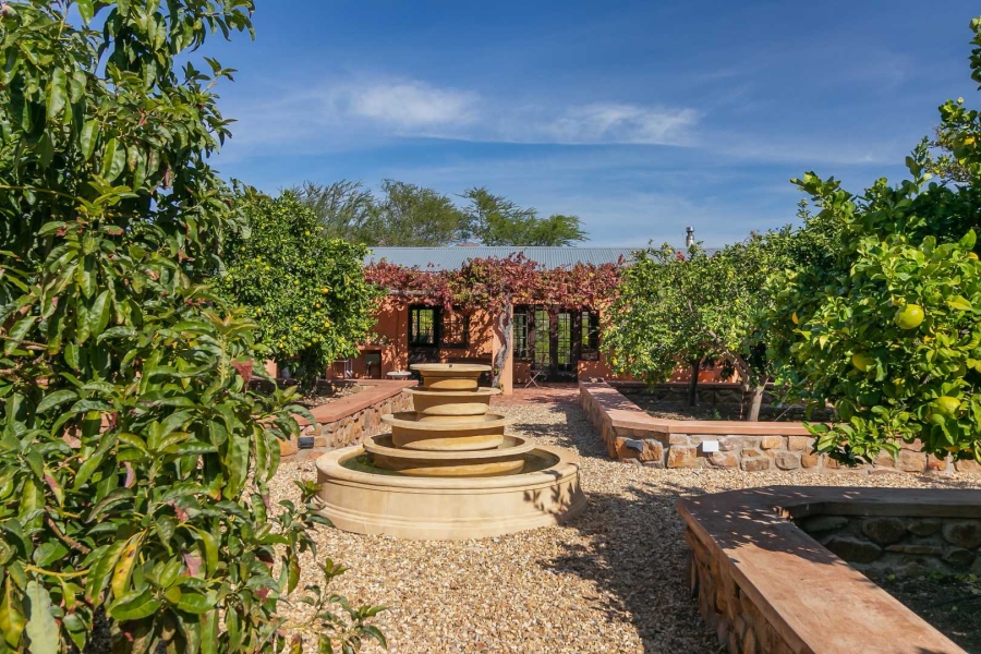 7 Bedroom Property for Sale in Robertson Western Cape